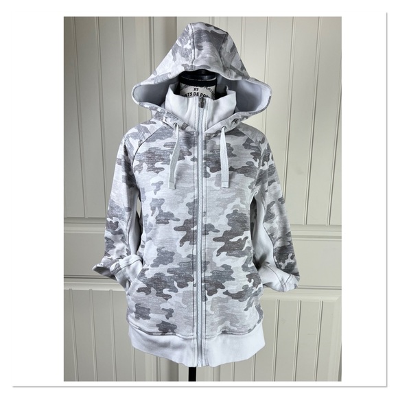 ATHLETA "Triumph" Grey Camo Zip Hoodie/Jacket - Picture 5 of 16